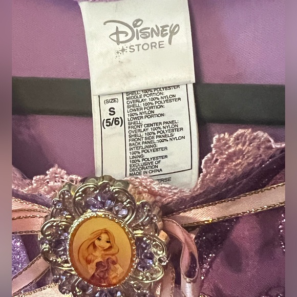 Rapunzel Disney Princess Dress Used Excellent Condition - Picture 3 of 3